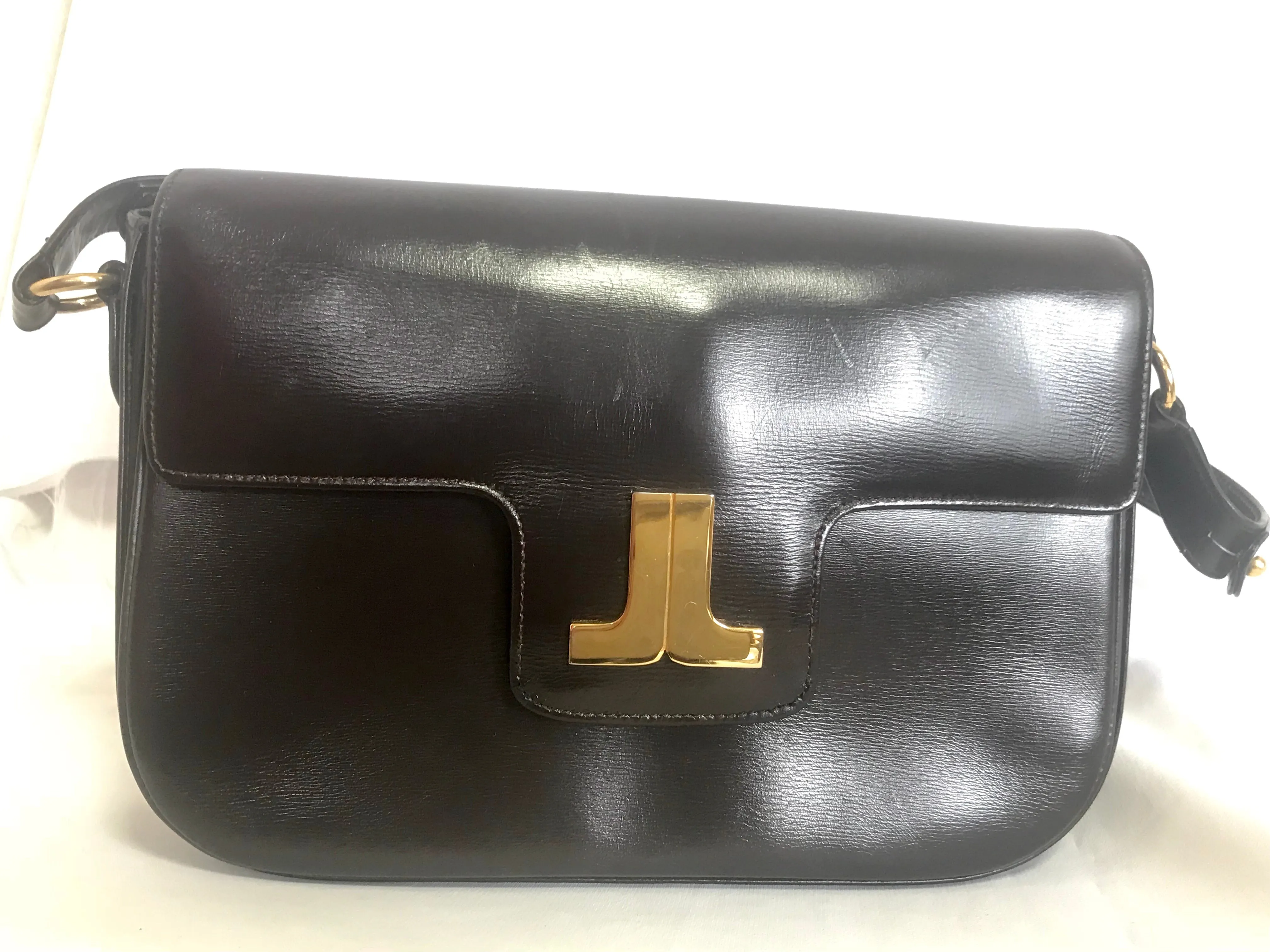 Vintage Lanvin dark brown leather elegant shoulder bag with iconic golden logo motif, Classic purse for daily use. 060620r1