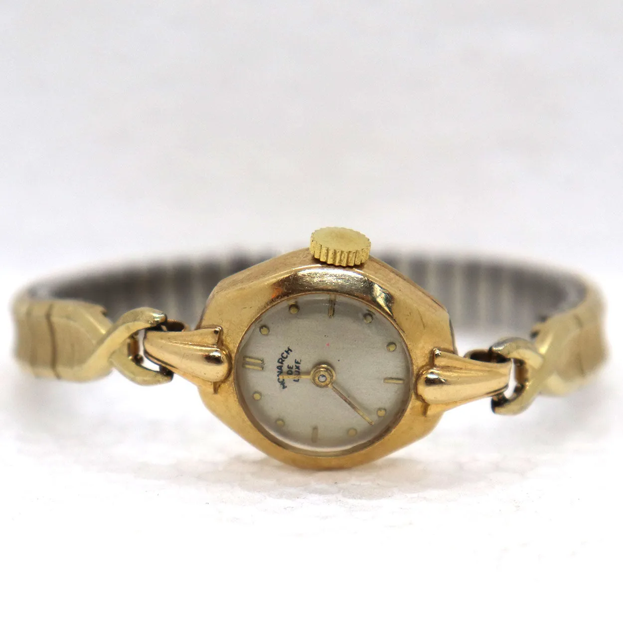 Vintage Swiss Monarch De Luxe 14 Karat Yellow Gold Lady's Mechanical Wristwatch