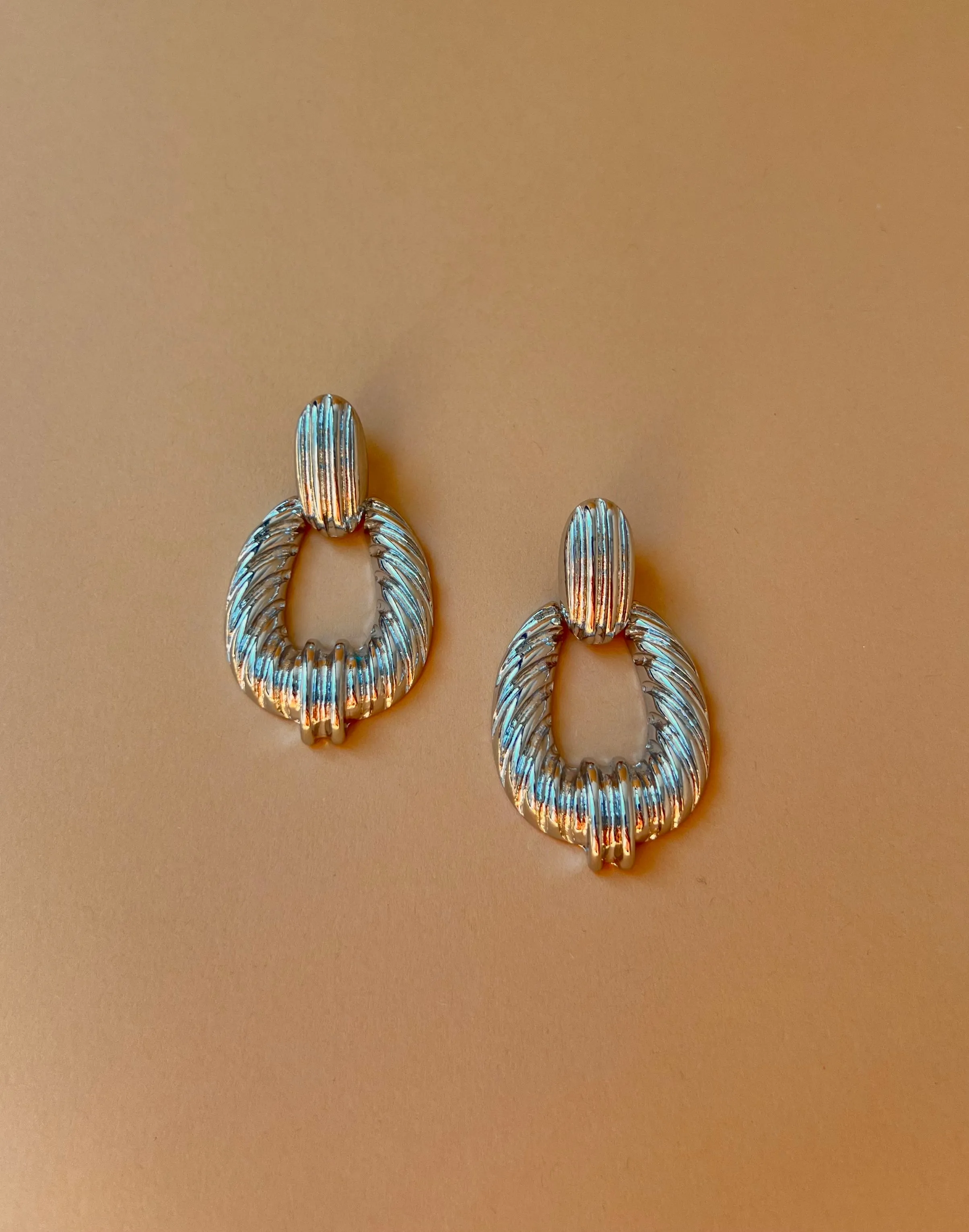 Vintage Texured Door Knocker Earrings - Silver